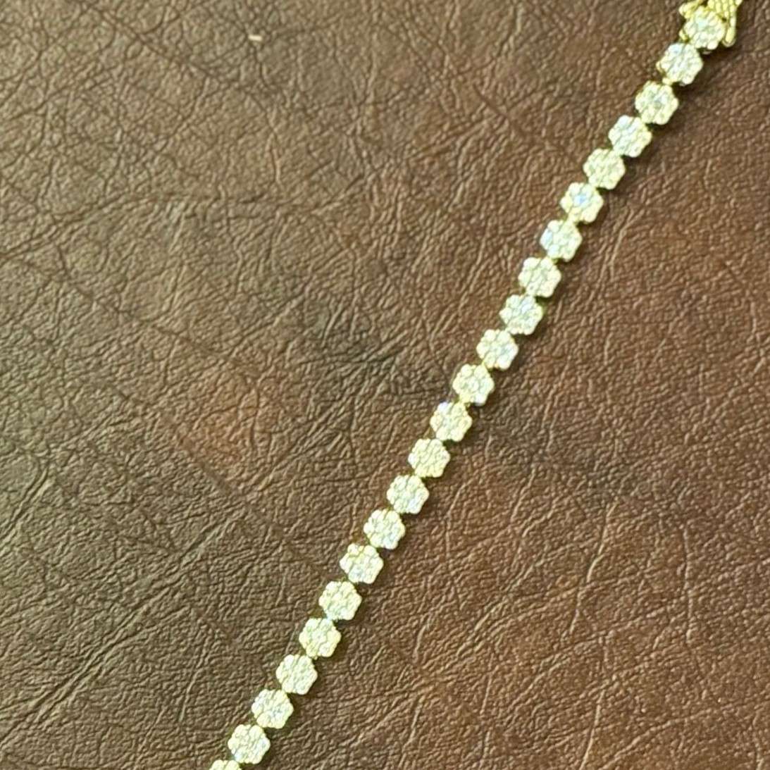 Elegant Diamond Cluster Tennis Bracelet in Yellow Gold